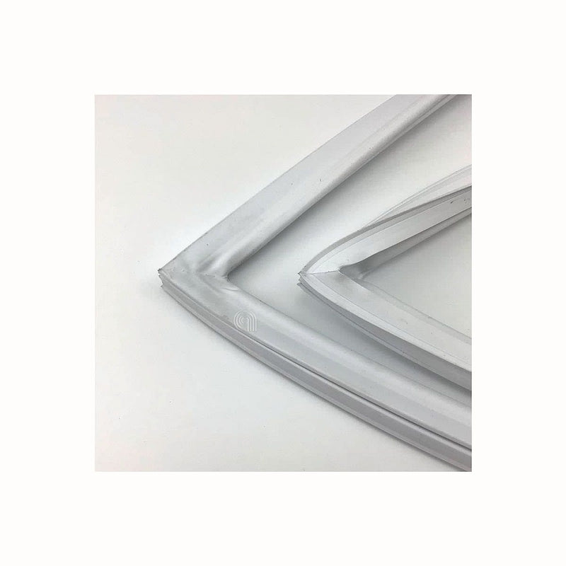 Junta magnética frigorífico Gorenje L1105-60 com códigos MT5-16