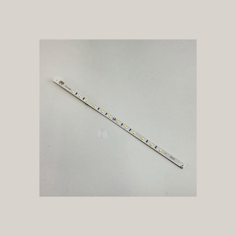 placa LED para frigorífico Beko e Indesit referência 5796770300