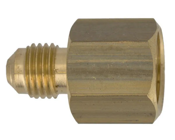 Redução 1/4'' macho - 3/8'' fêmea